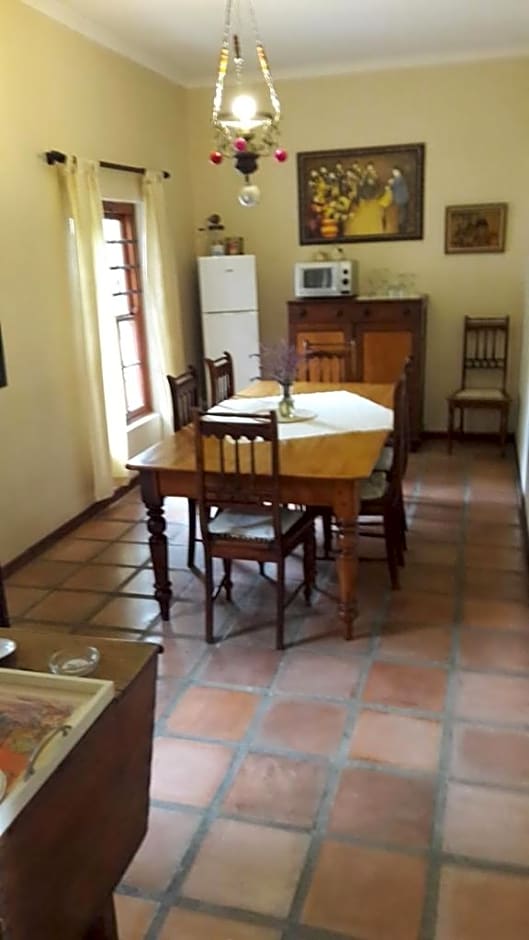 Mavilla Stellenbosch Guest house And B&B – Stellenbosch, TX