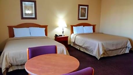 Queen Room with Two Queen Beds - Smoking