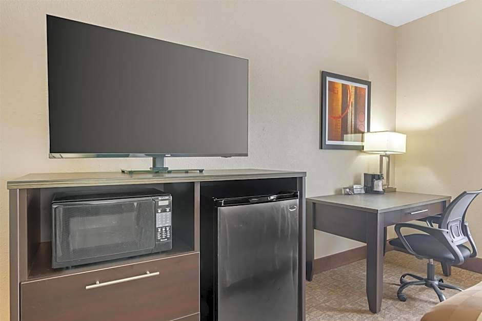 Best Western Teal Lake Inn