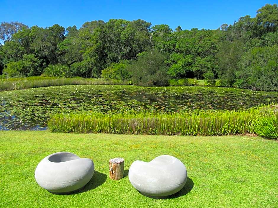 Lily Pond Country Lodge