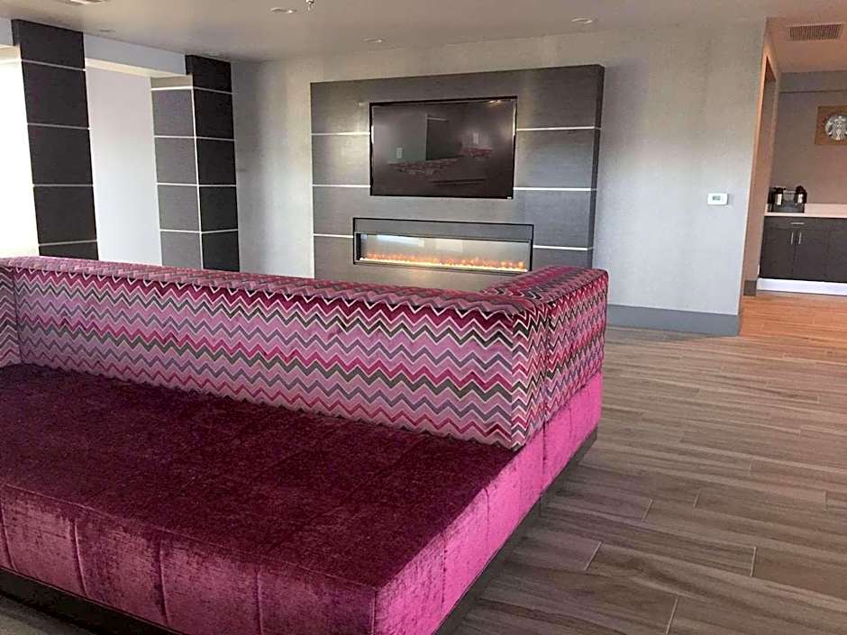 Radisson Hotel Oakland Airport