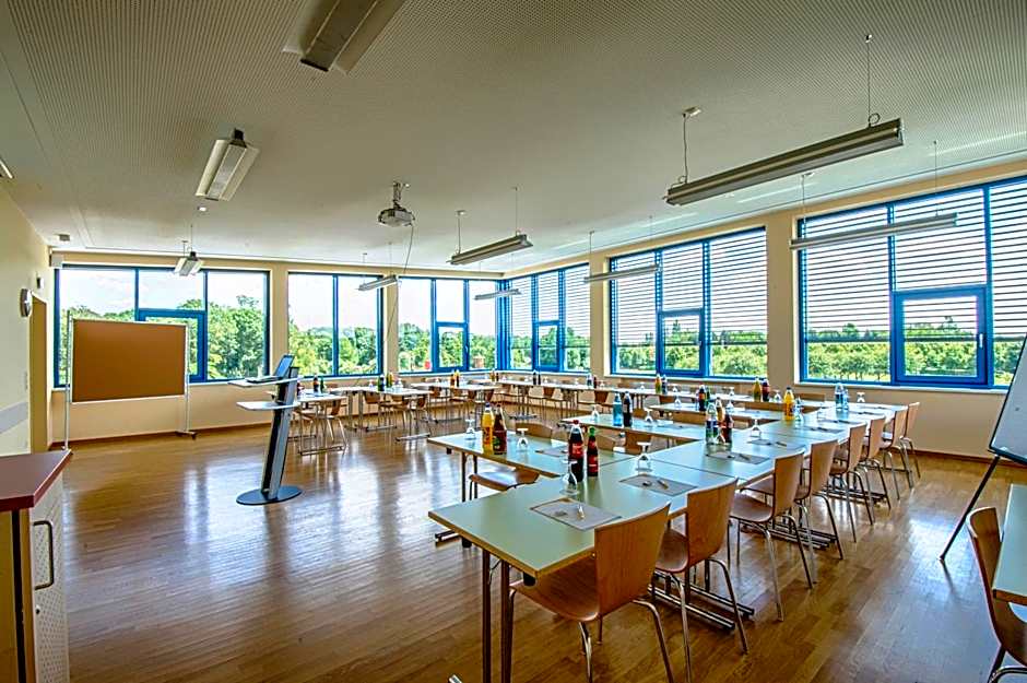 JUFA Hotel im Brückenkopfpark - Jülich