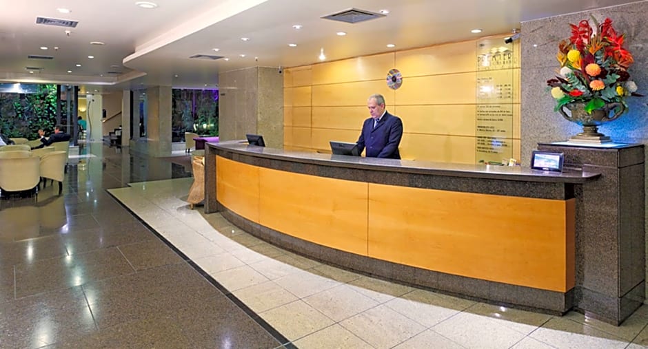 Premier Copacabana Hotel