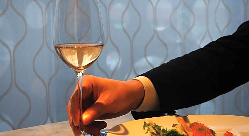 THE skM TOKYO  HOTEL & DINING