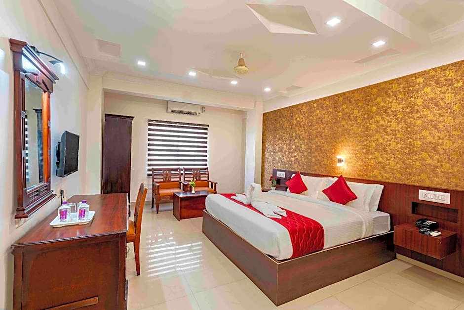 Photo 1 of 7 of Deluxe Premium 1 King Bed, Corner