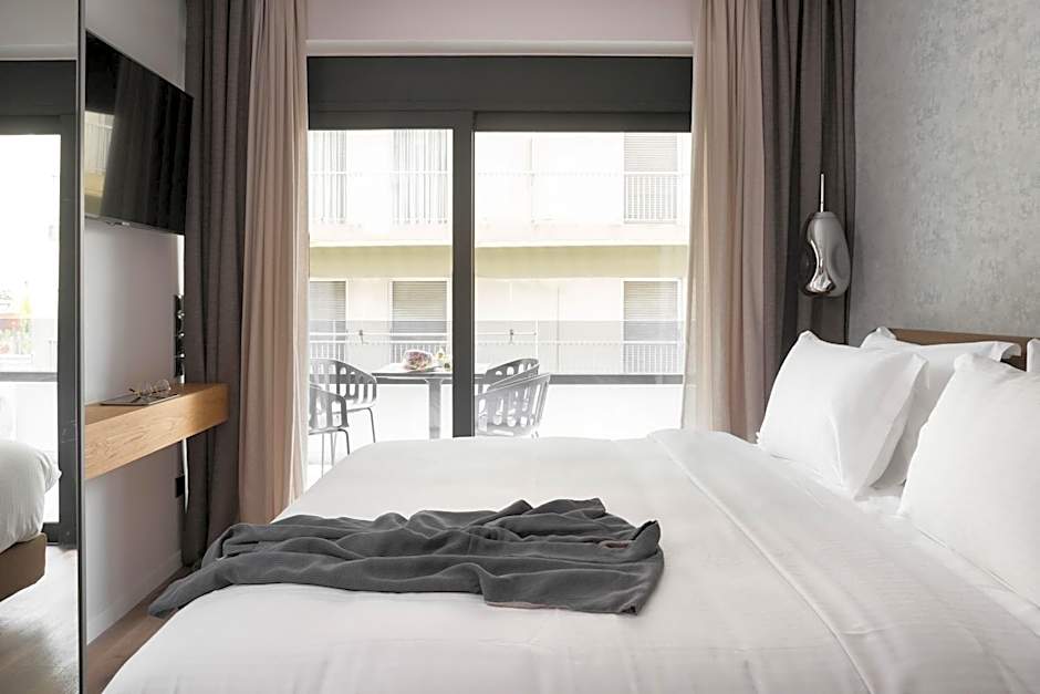 LUX&EASY Athens Downtown Apartments