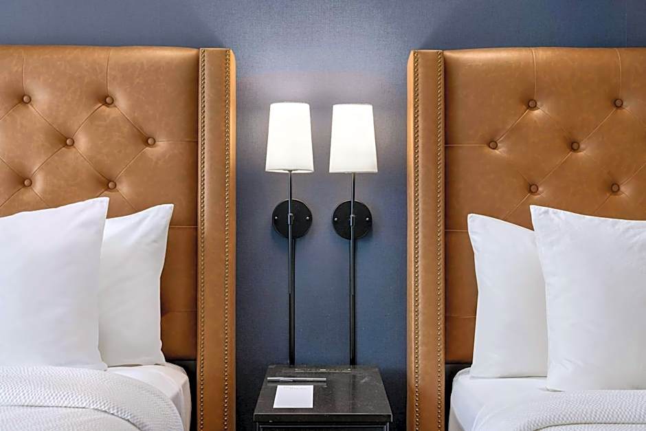 Courtyard by Marriott Portland Downtown/Waterfront