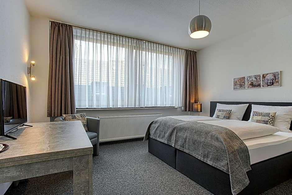 FF&E Hotel Carlton