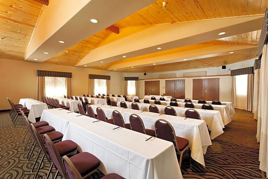 Holiday Inn Express Hotel & Suites Montrose - Townsend By IHG