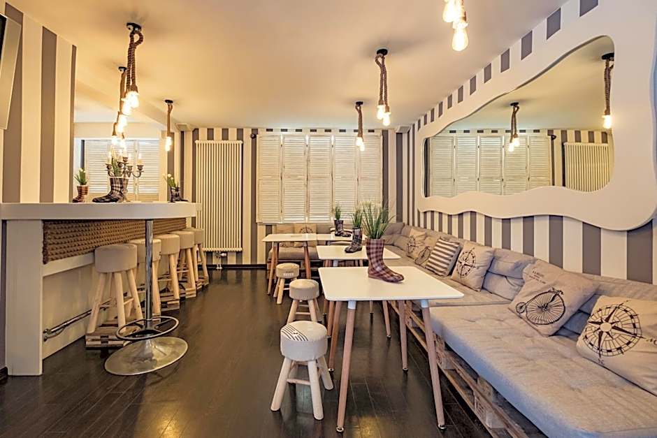 Retro Design Hotel