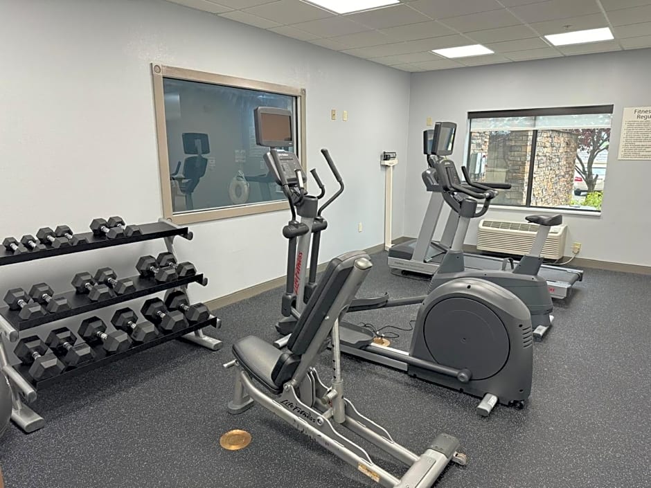 Holiday Inn Express & Suites Ripley By IHG