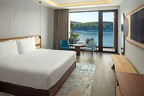 Adriatic Room / Sea View, Larger Guest room, 1 King, Sea view, Beach front, Balcony