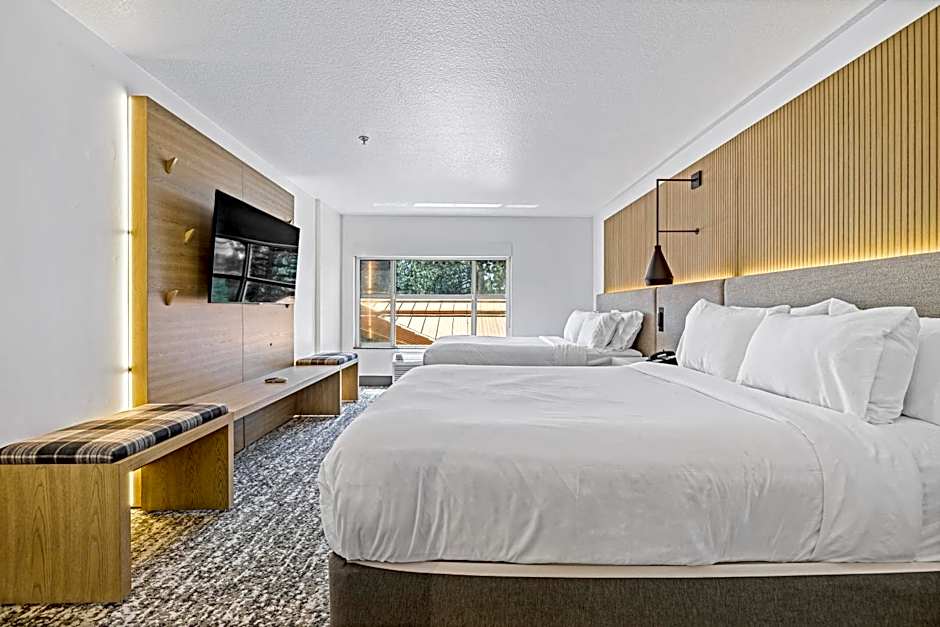 The Evergreen Hotel
