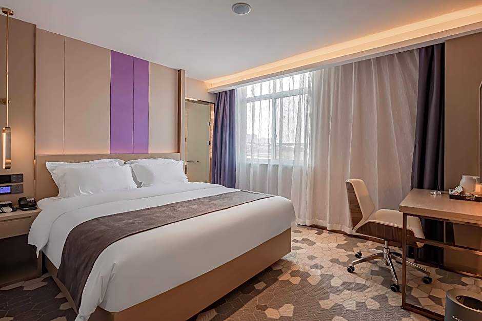 Lavande Hotel Yueyang County Fuya