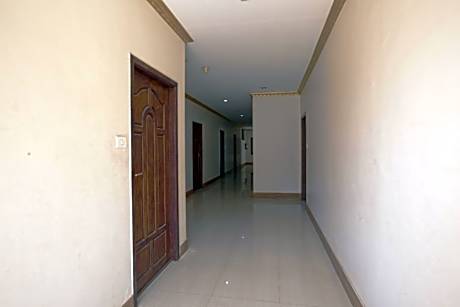JAYA BHARATHI LODGE