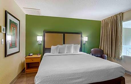 One Bedroom Suite - Non-Smoking