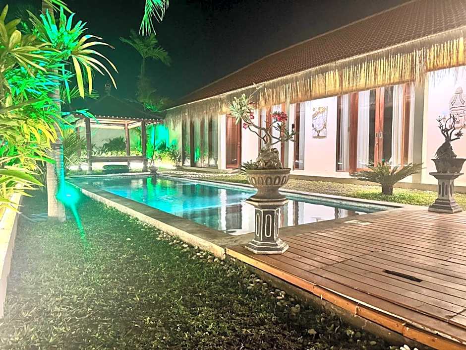 Villa 10 Rose Bali 3BR Luxury