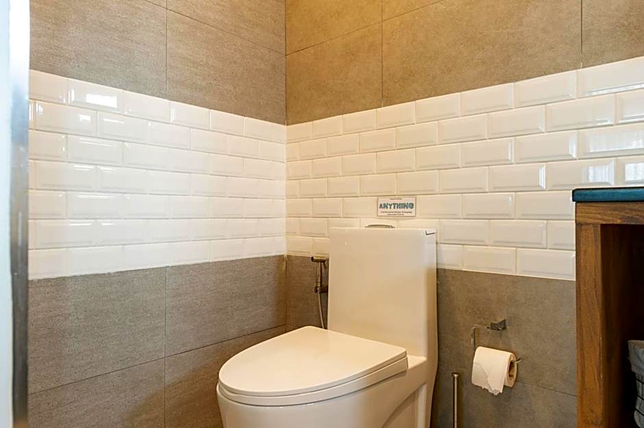 Maneeya Park Residence