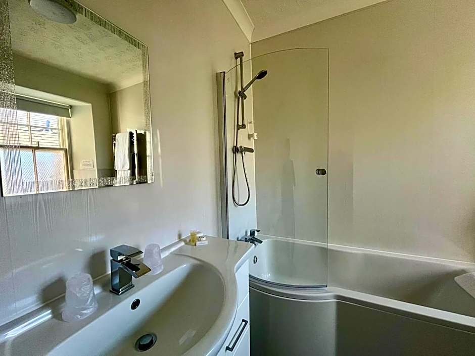 The Strathearn Hotel