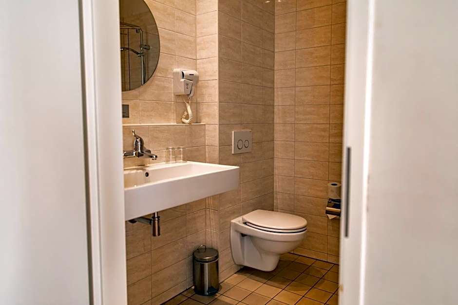 Ambassador City Centre Hotel