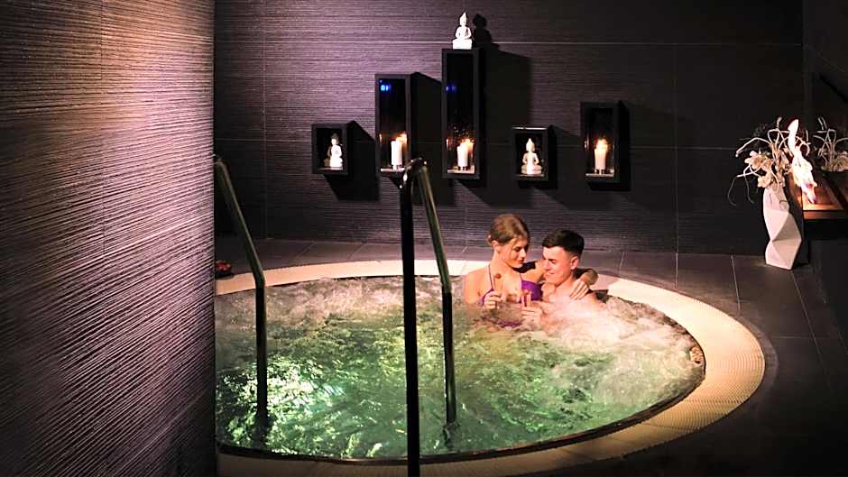 Hotel AquaCity Seasons