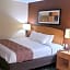 Travelodge by Wyndham Fargo West Acres