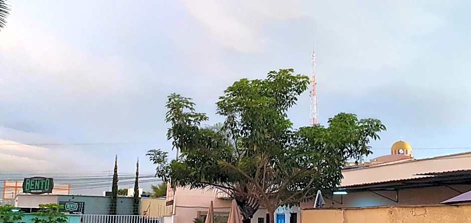 Pousada Romeiros do Pai Eterno - Santuario Basilica de Trindade