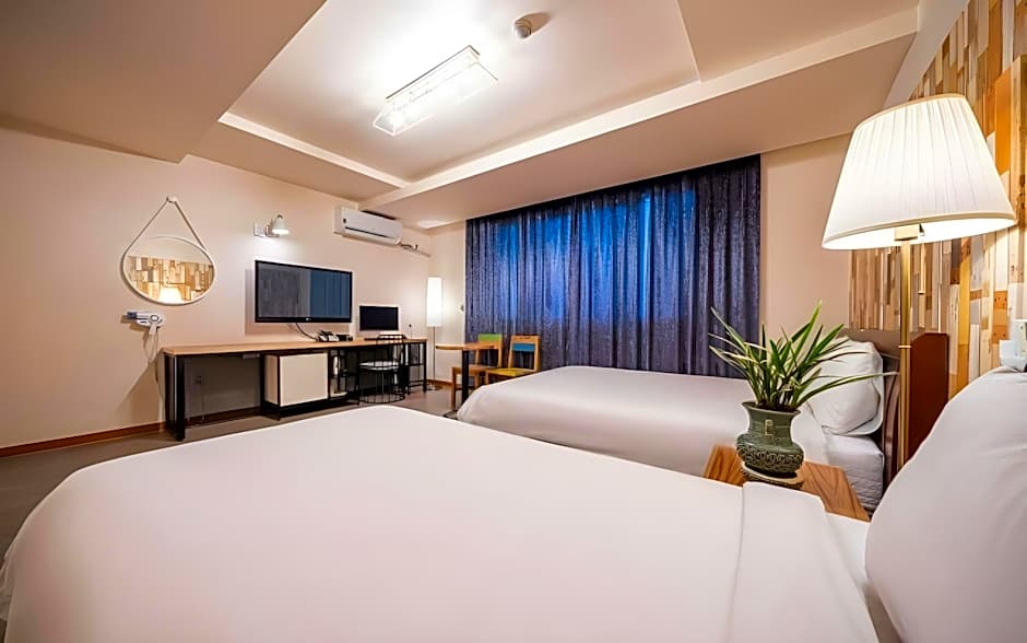 Gangneung Crystal Motel
