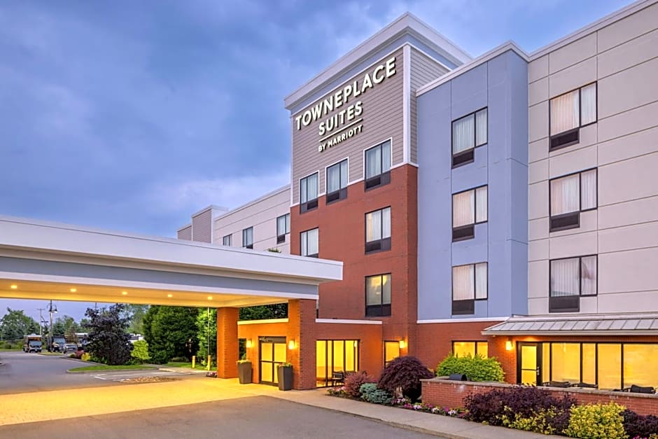 TownePlace Suites by Marriott Buffalo Airport