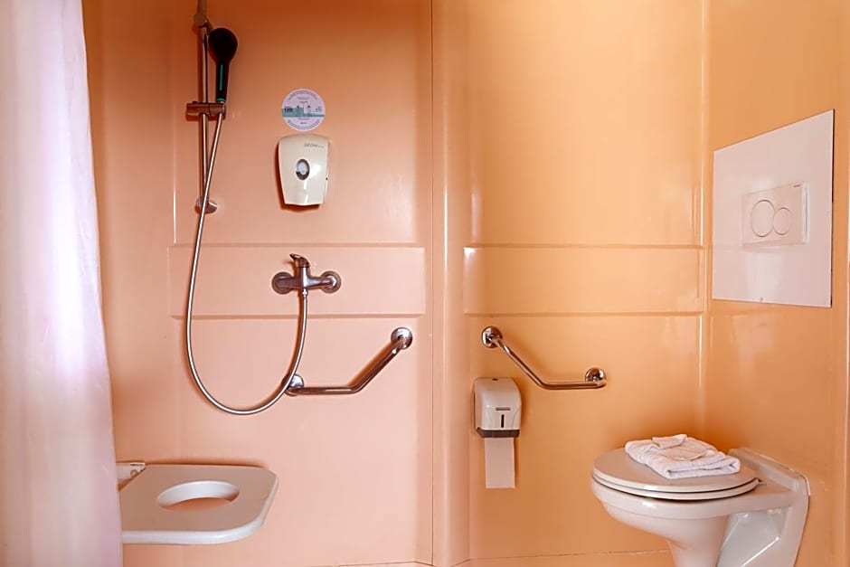 Premiere Classe La Ville Du Bois