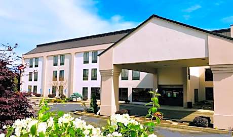 Comfort Inn, Erie - Near Presque Isle