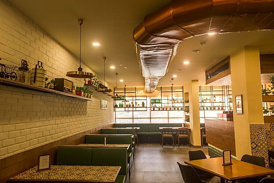 The Avenue Regent Hotel