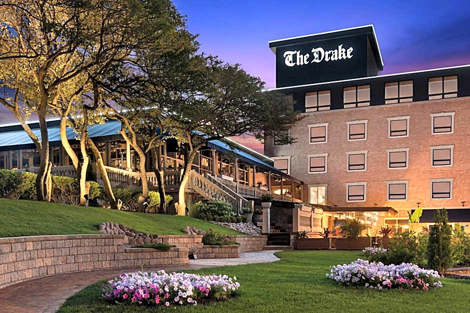 The Drake Oak Brook, Autograph Hotels
