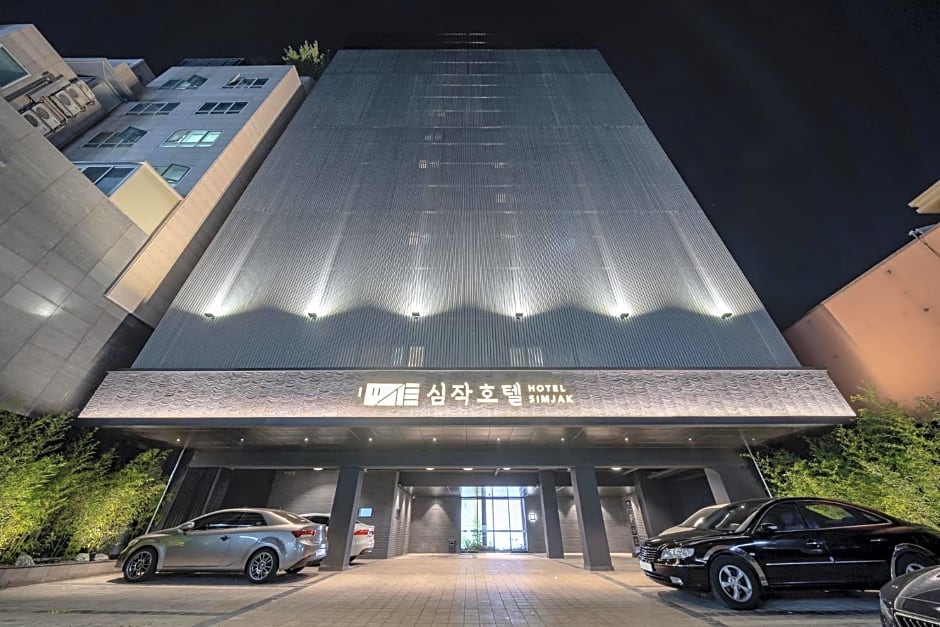 Simjak Hotel by Aank