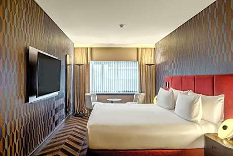 Studio King Room