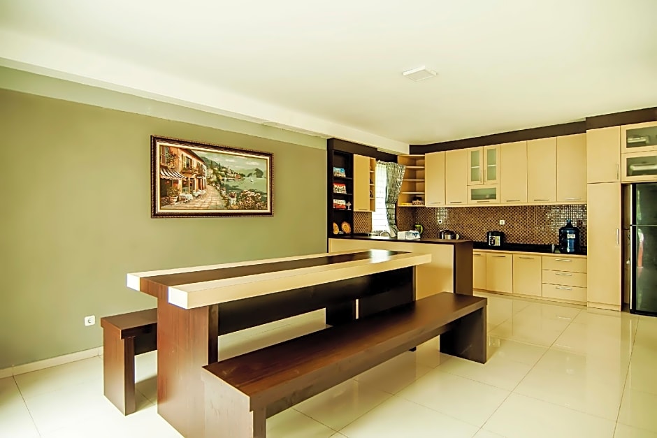 OYO 882 Puri Gevana Guest House