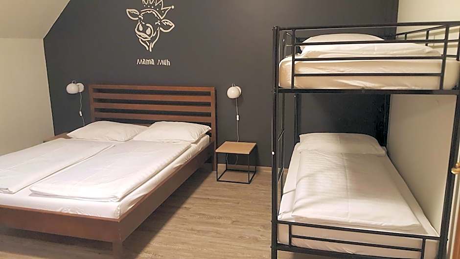 Mama Muh Self-Check-in