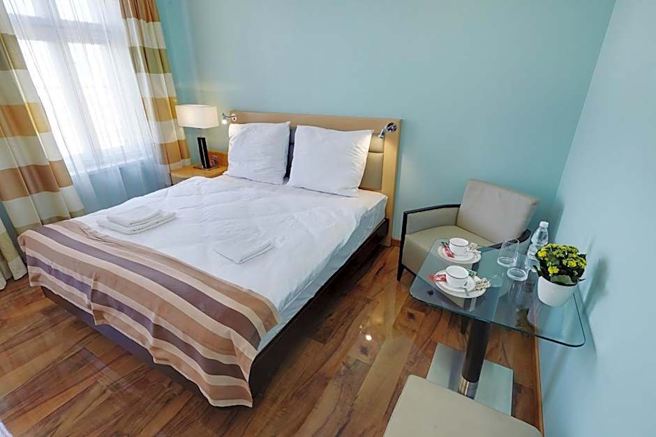 Jagiellonska 3 ApartHotel - Duze przestronne pokoje, centrum miasta, szybkie WiFi