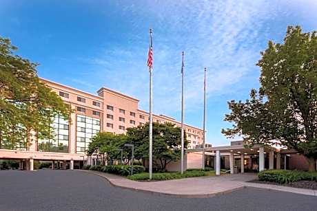 Randolph Hotel Liverpool/Syracuse/Airport West, Trademark