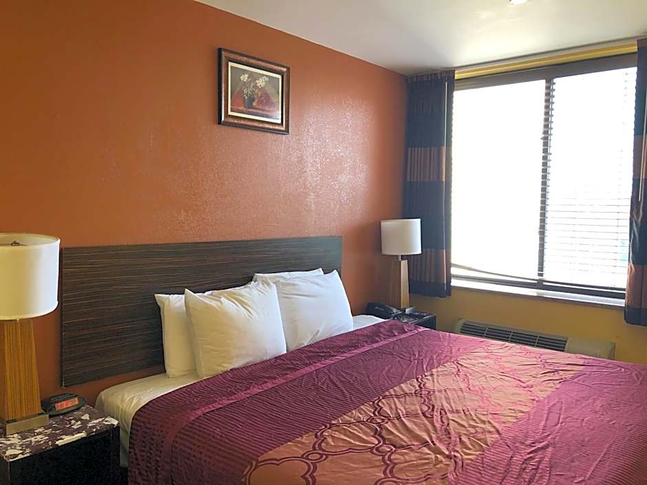 The Vue Express @ 39th Street