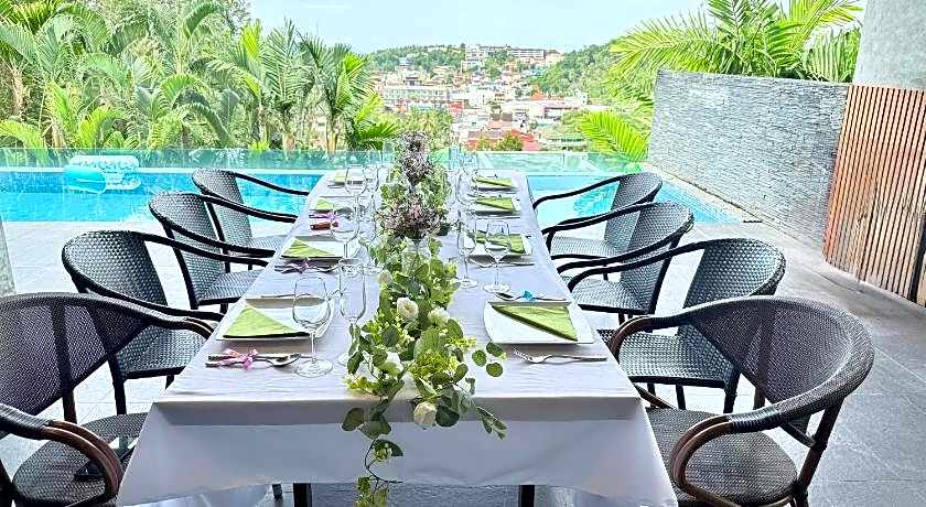 Baan Saint Tropez Villas Kata Beach