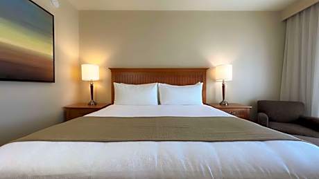 Coast Superior Room, One King Bed