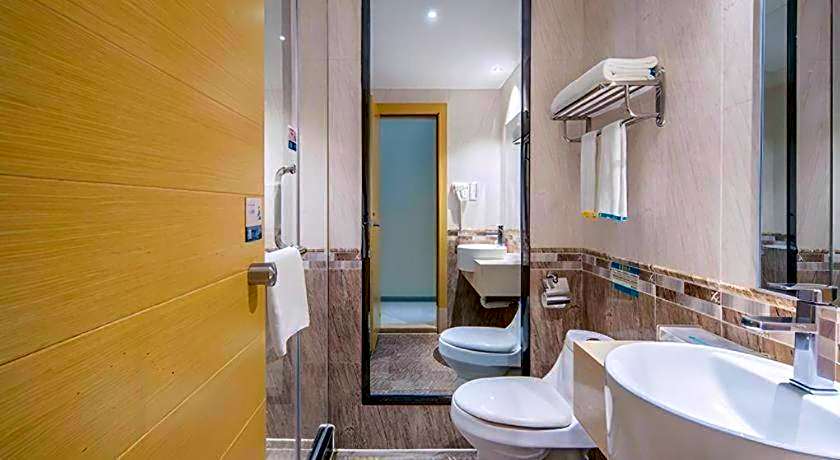 City Comfort Inn Zhuhai Fisher Girl Qinglv Road Seaside Swimming Field