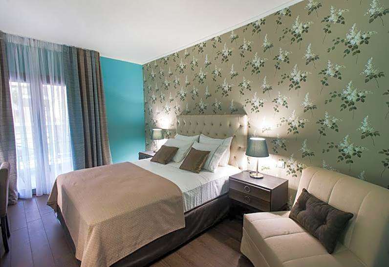 Theasis Hotel Paramythia