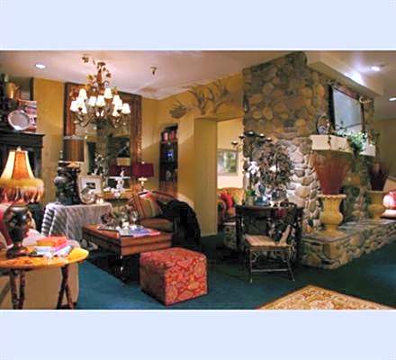 GetAways at the Lodge at Kingsbury Crossing