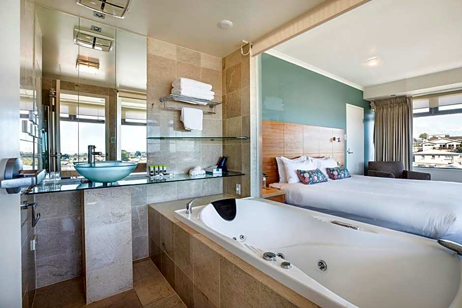 Gateway Hotel by Nightcap Plus