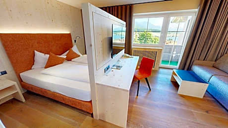 Double Room with Lake View