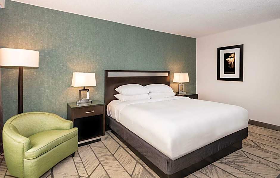 DoubleTree by Hilton Newark Penn Station, NJ