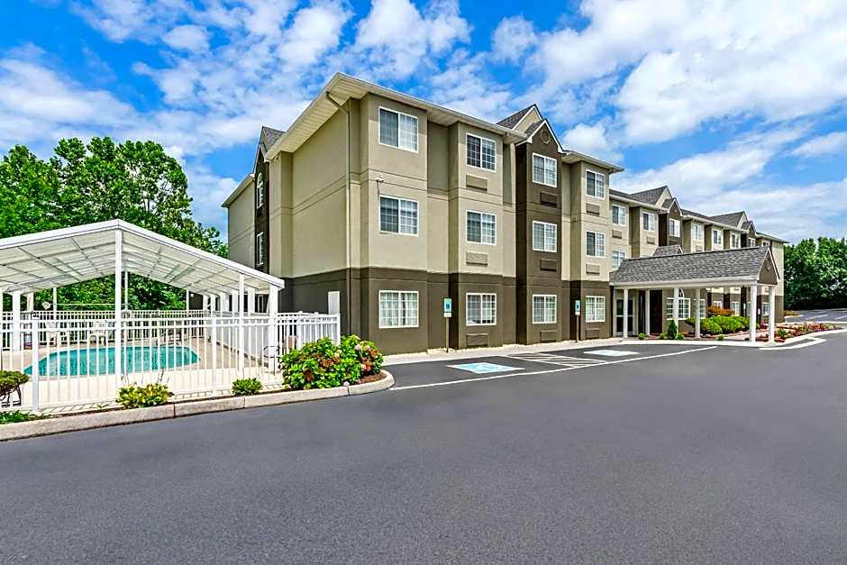 Quality Inn & Suites I-81 Exit 7