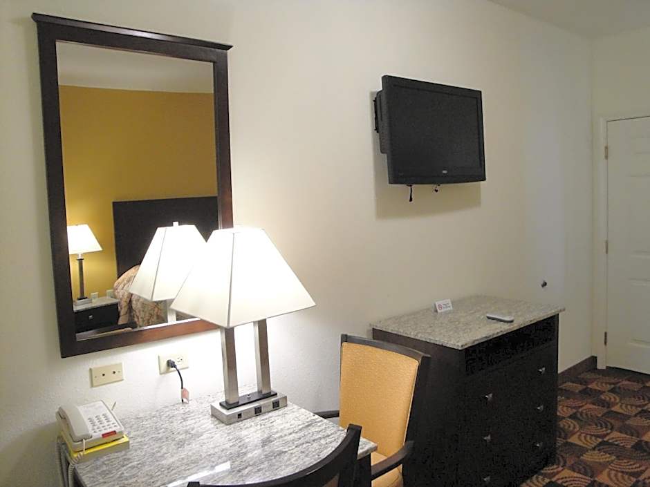 Sands Inn & Suites – Woodward, OK